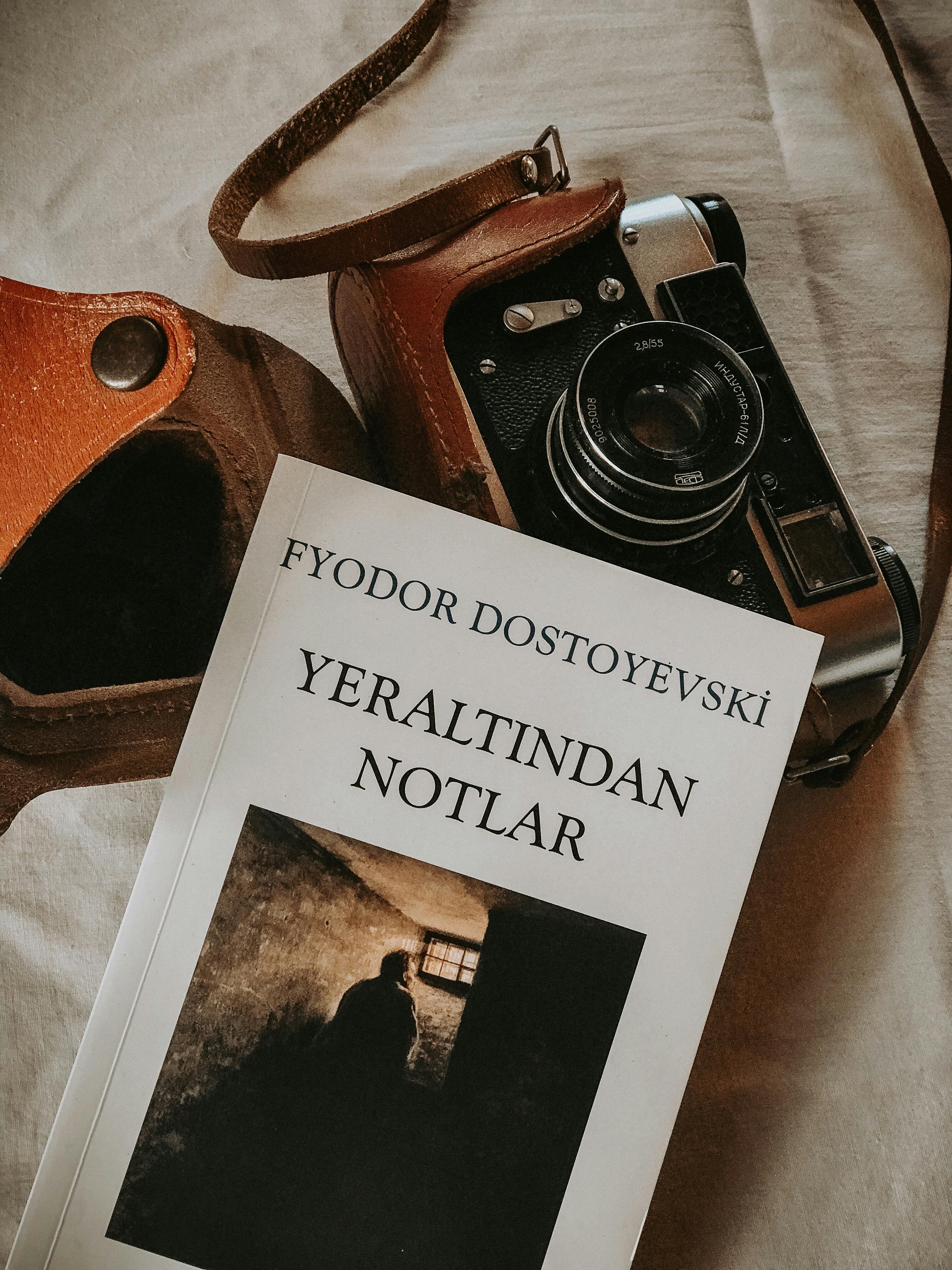 Dostoyevski: İnsan Ruhunun Derinliklerine Yolculuk