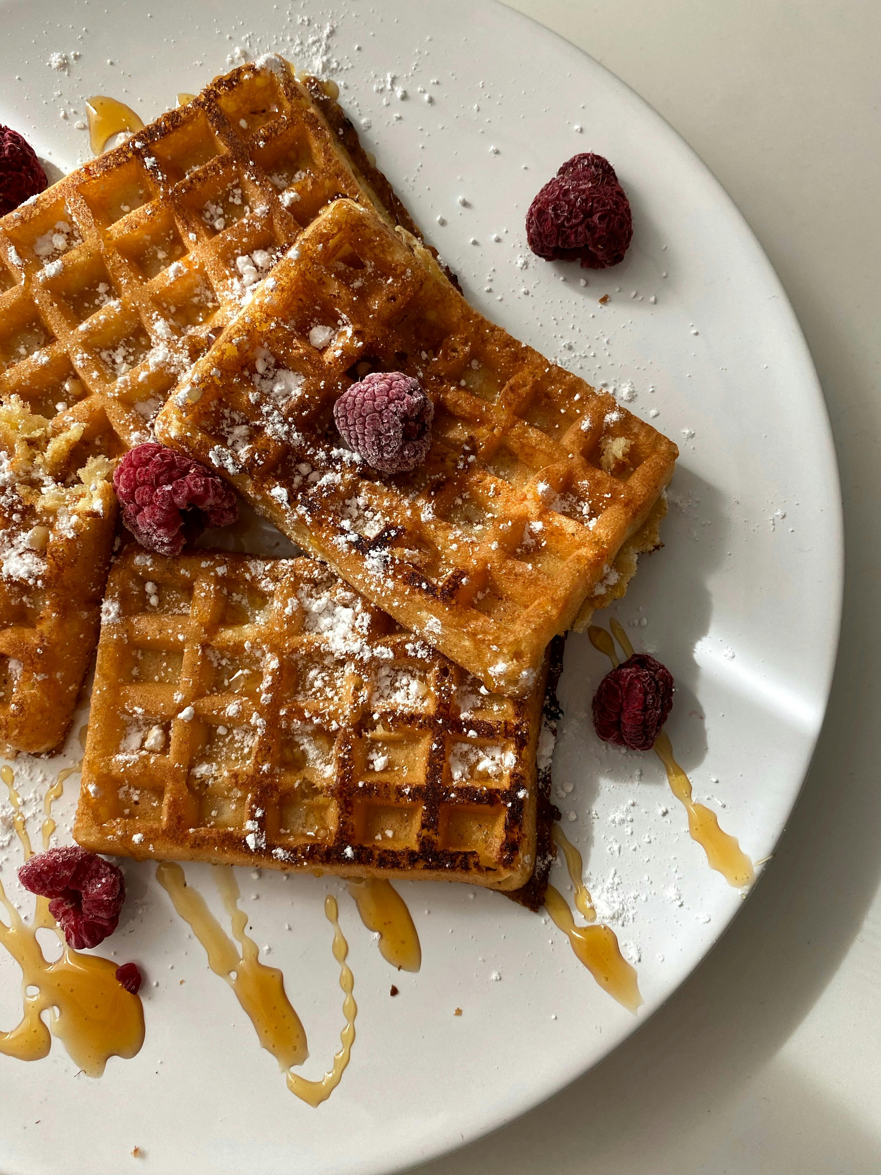 Vanilyalı & Tarçınlı Ev Yapımı Waffle Tarifi